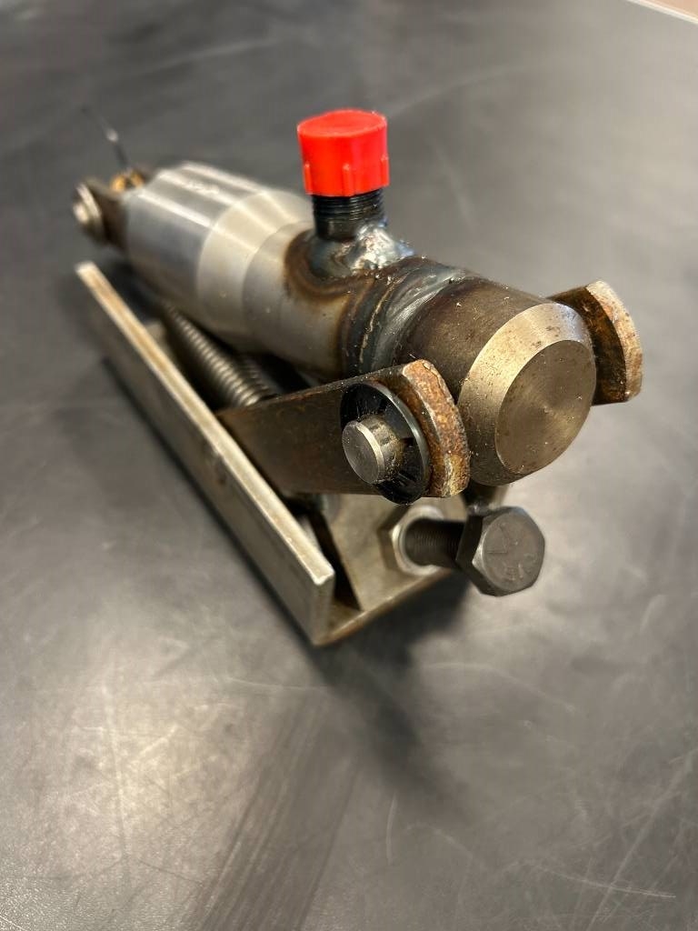 CNH Bremsecylinder