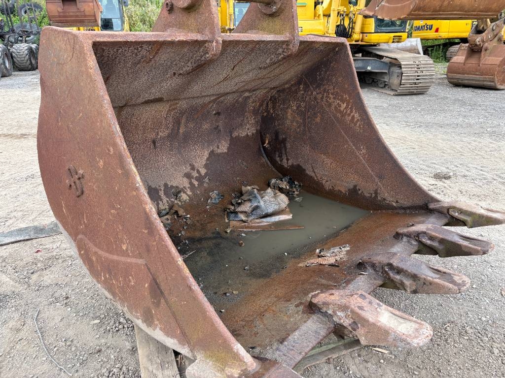 Attachment Sales Bucket