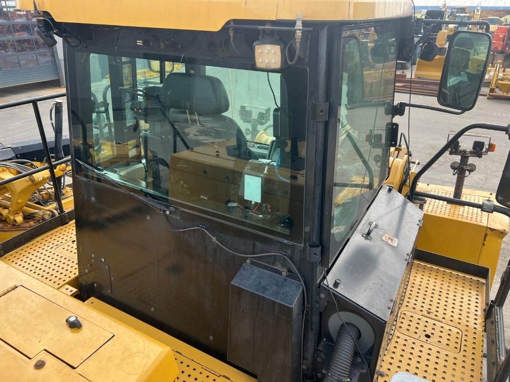 CAT 988 K - JR Trading | Your reliable partner in used equipment