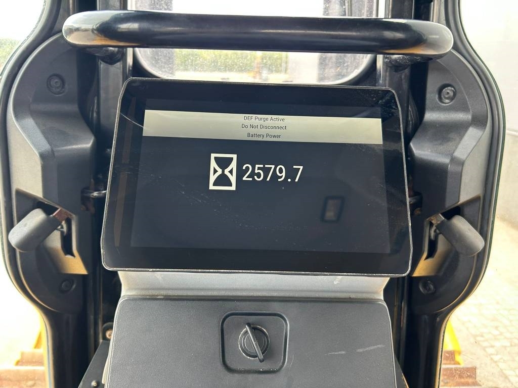 CAT D 6 XL (LOW HOURS - CE CERTIFIED)