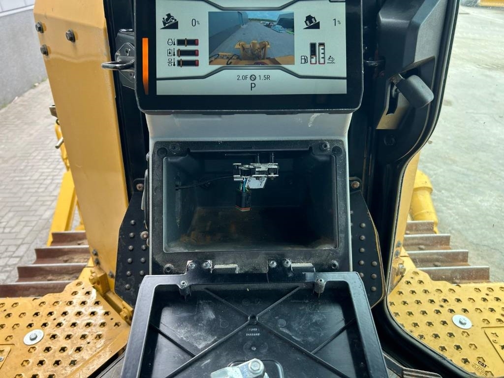 CAT D 6 XL (LOW HOURS - CE CERTIFIED)