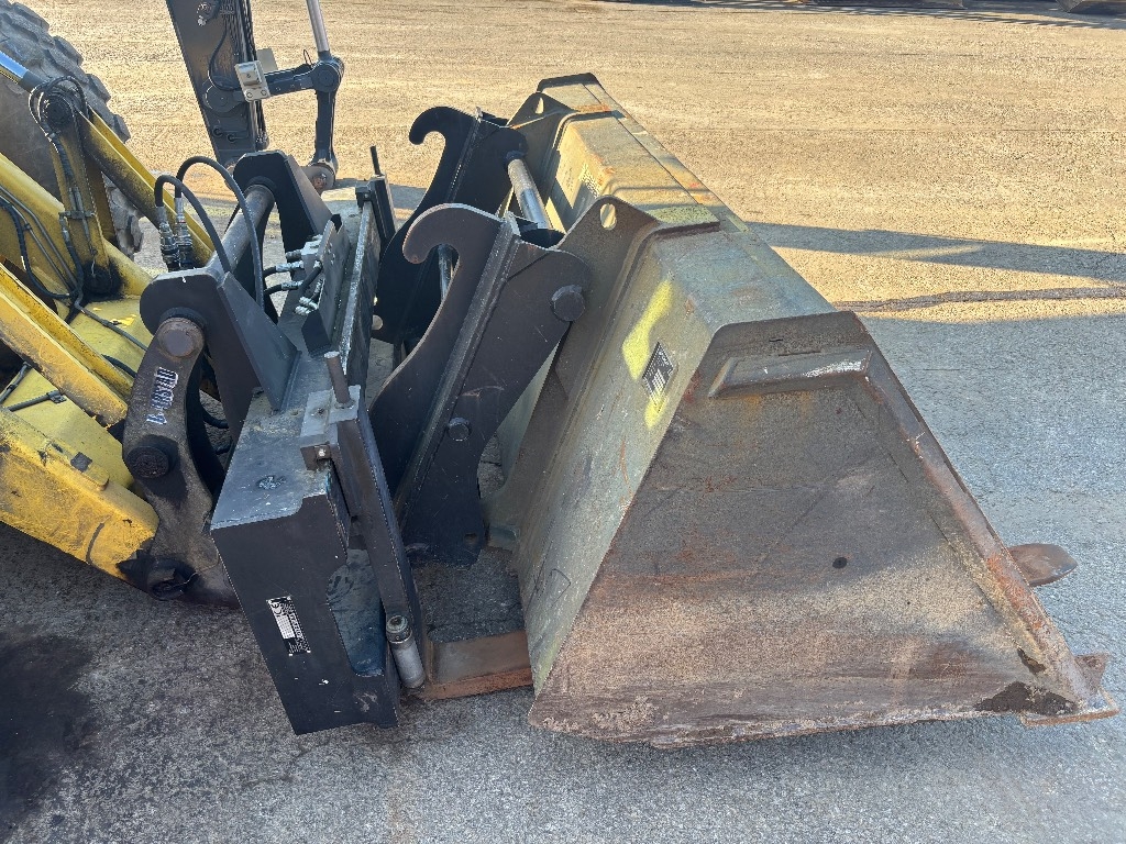 new-holland-lb-115-b-4-ps-kall,05acd581