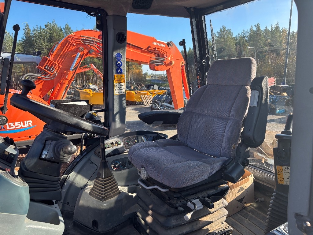 new-holland-lb-115-b-4-ps-kall,d75263a0