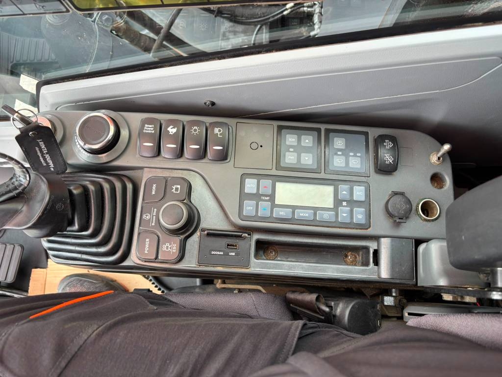 doosan-dx-235-lcr-5-3d-engcon,579cb5e2