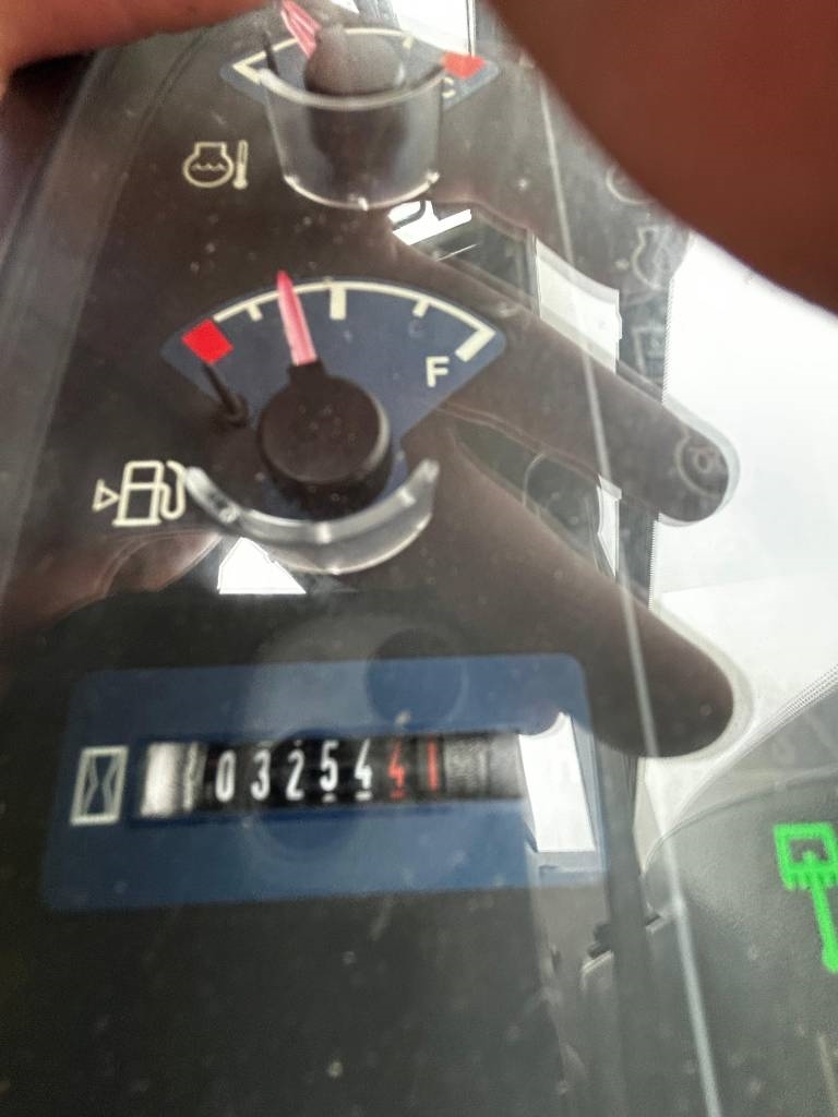 volvo-ecr-38-kallistuva-liitin,d355fb0c