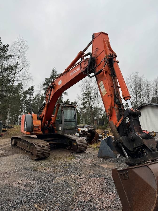 Hitachi ZX 225 US LC