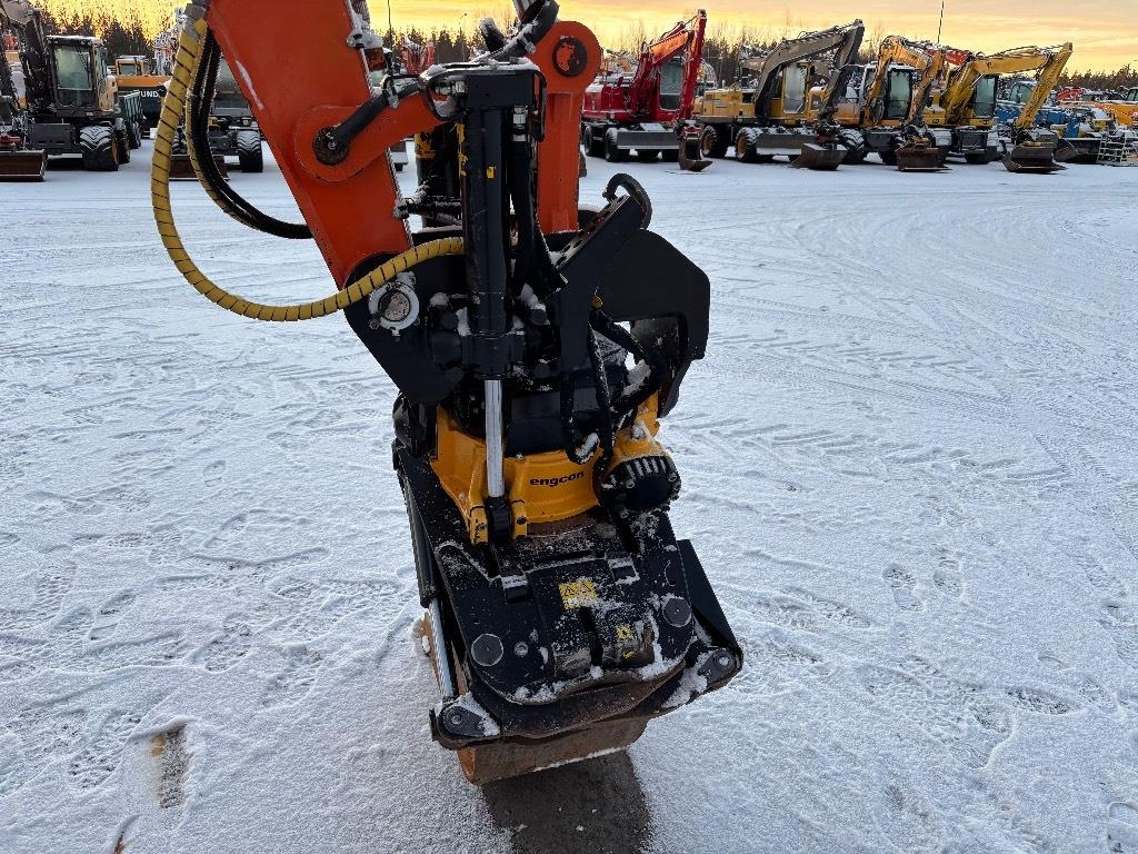 hitachi-zx-85-us-engcon-600mm,07e72a0a