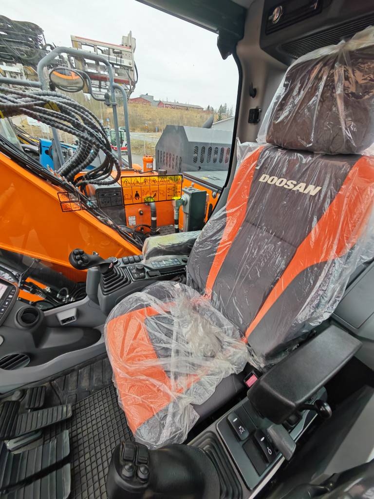 doosan-dx-140-lcr-5-pyorittaja,238ba4c2