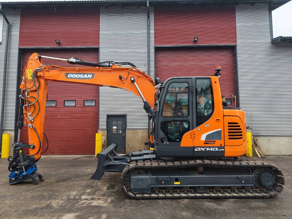 doosan-dx-140-lcr-5-pyorittaja,3947a093