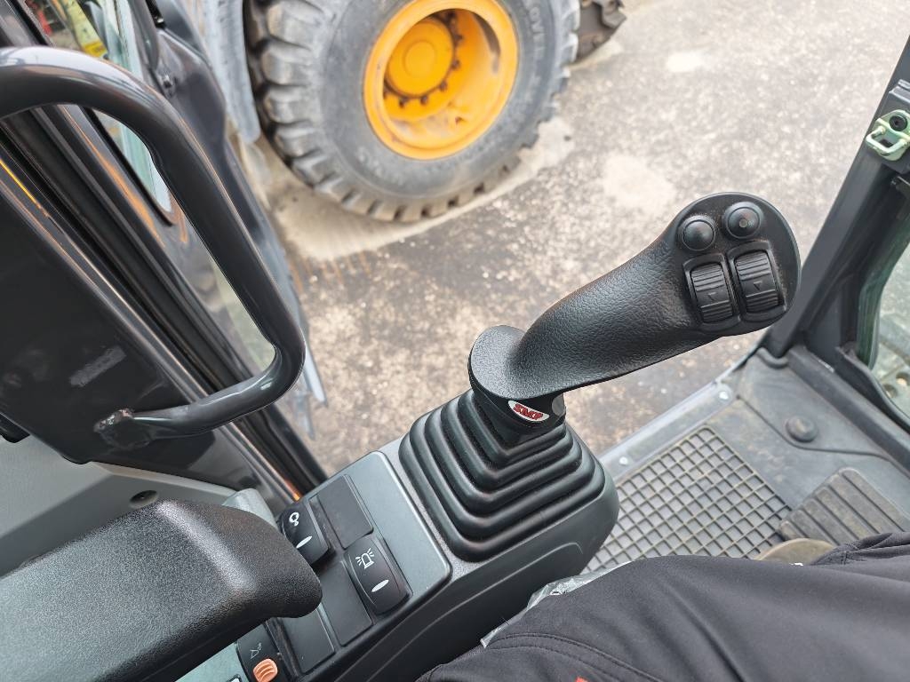 doosan-dx-140-lcr-5-pyorittaja,977a58b2
