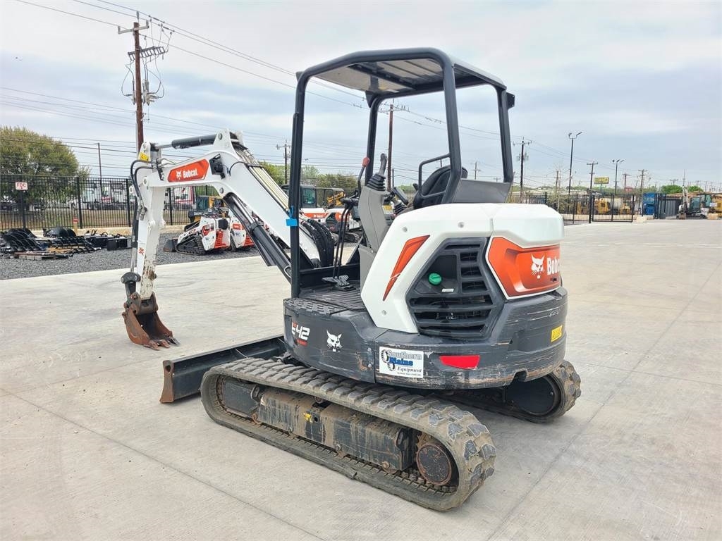 Bobcat E42