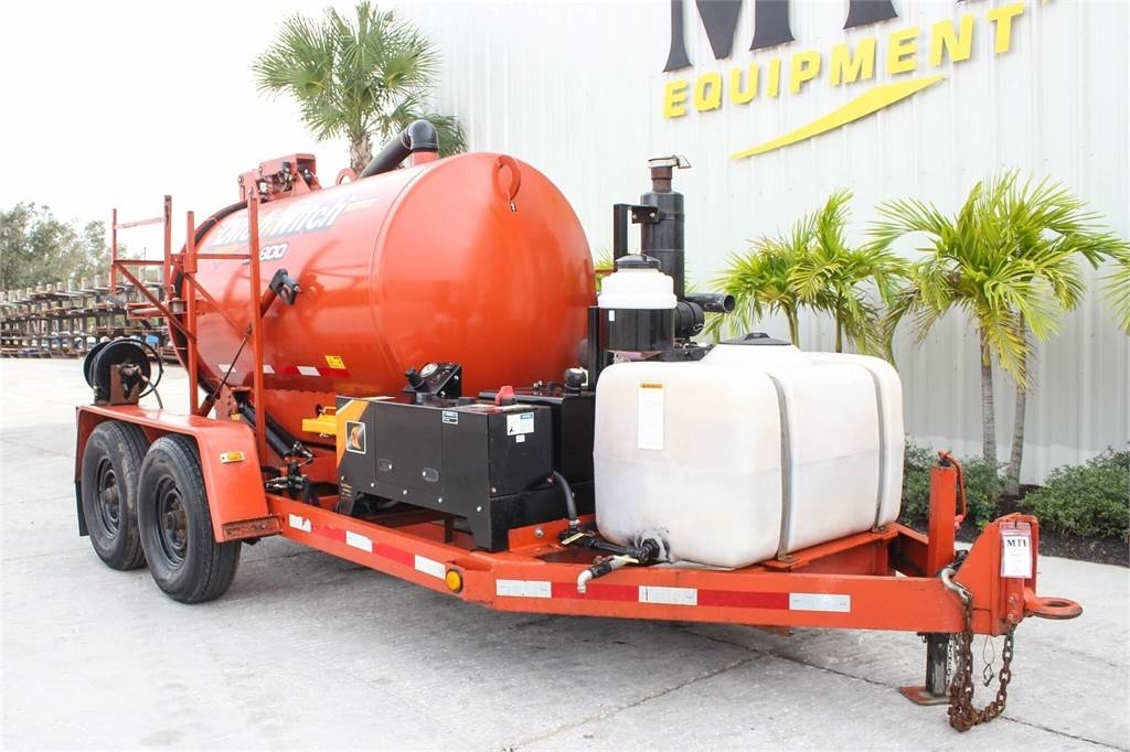 Ditch Witch MV800