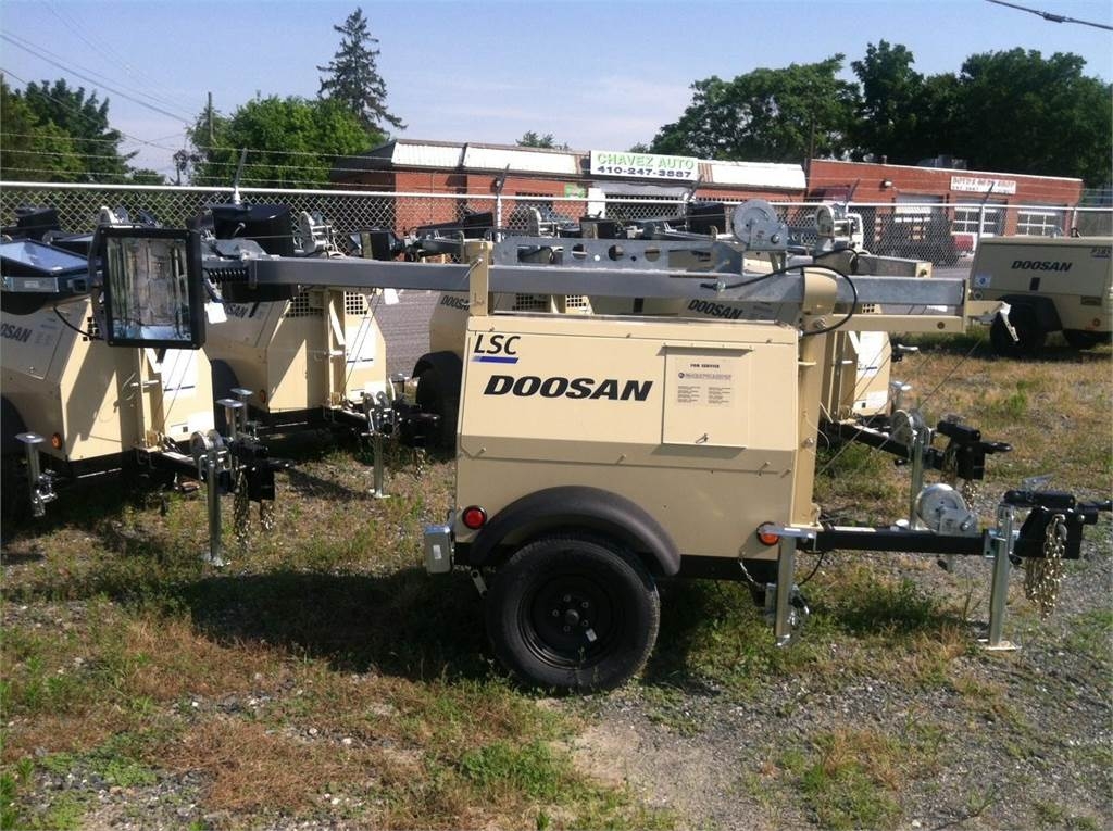 Doosan LSC sn 459305 Light Towers Construction Equipment Volvo
