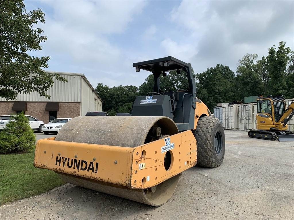 Hyundai HR120C-9
