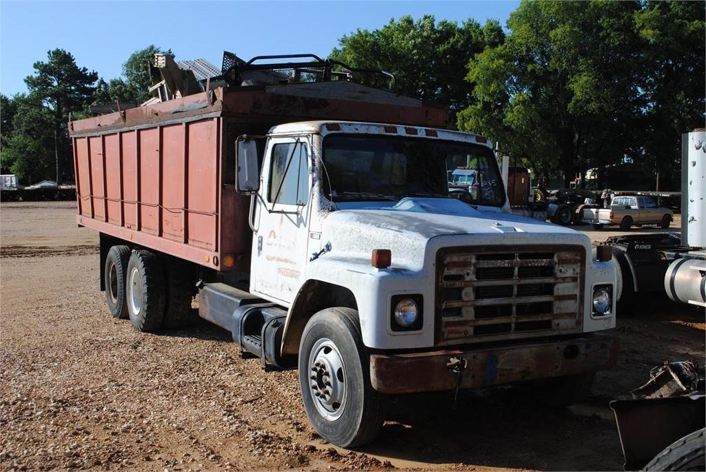 International Single Axle Dump Trucks & 1 Ton Dump Trucks Ritchie List
