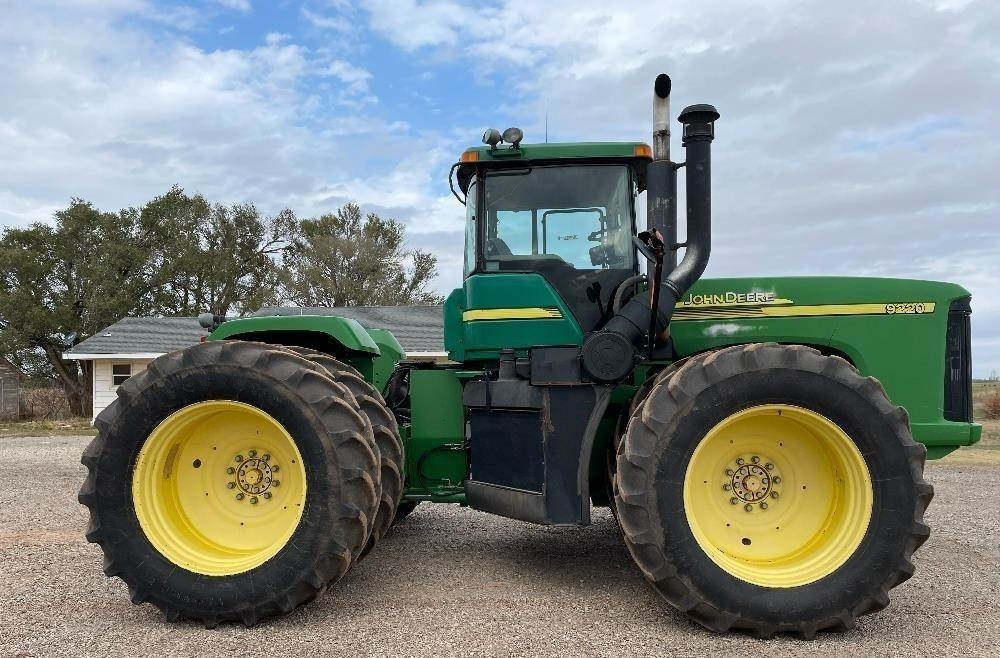 John Deere 9220