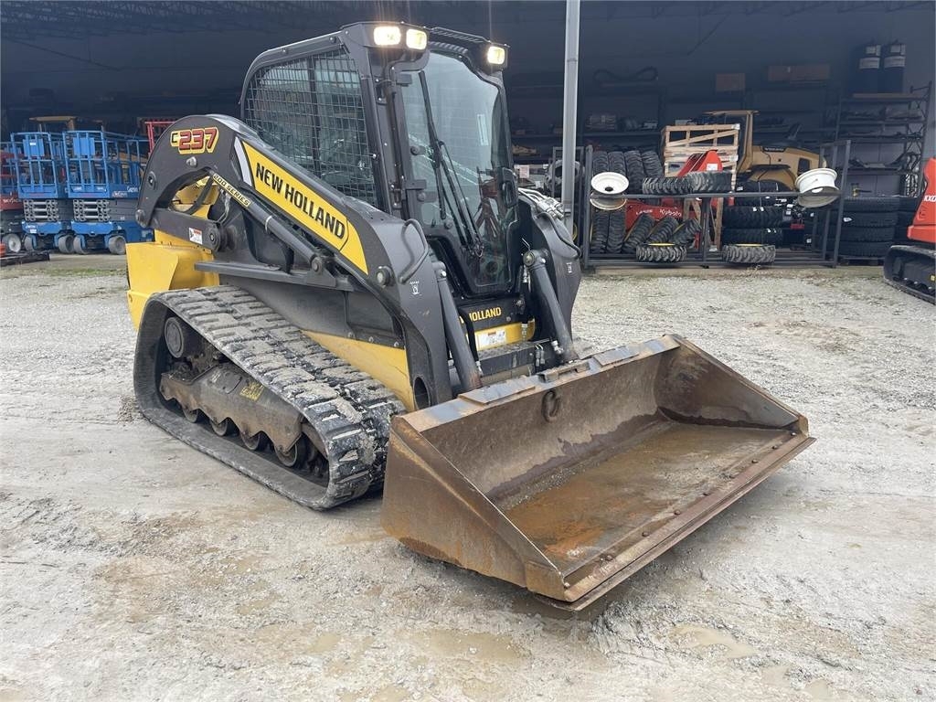 New Holland C237 sn NJM448176 Skid Steer Loaders Construction
