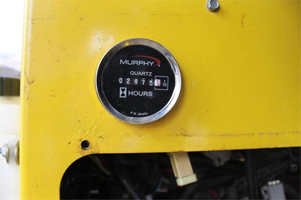 Superior Broom SM80K