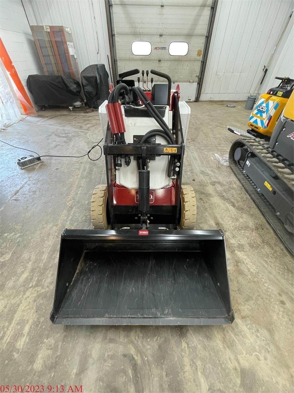 Toro EDINGO 500 sn 411750073 Skid Steer Loaders Construction