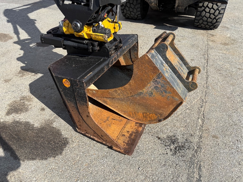 jcb-110-w-hydradig-engcon-2-ka,ca7ca490