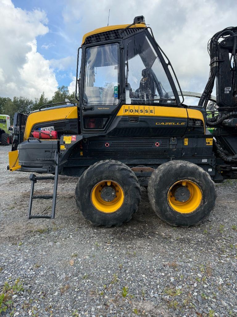 Ponsse Gazelle, Forwarders, Forestry