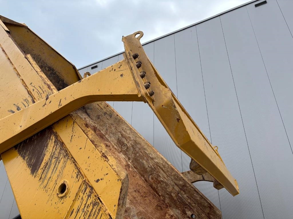 CAT 745 C
