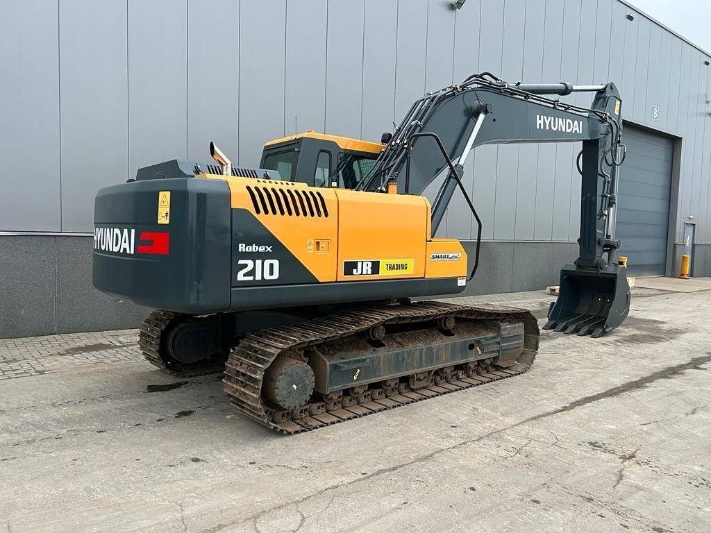 Hyundai R 210 (New / Non CE Certified)