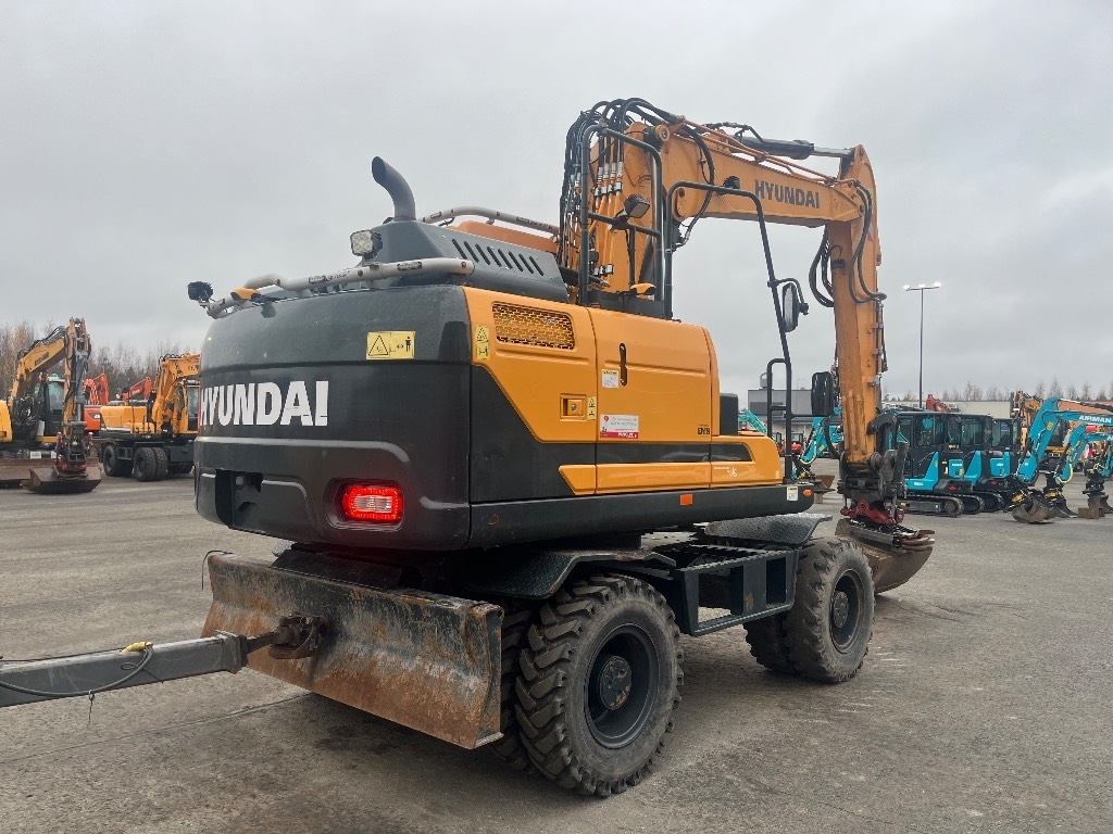 hyundai-hw-140-myyty-sold,d1dcf39c