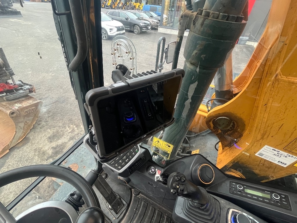 hyundai-hw-140-myyty-sold,ef336ec0