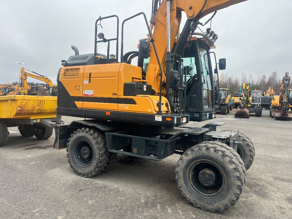 hyundai-hw-140-myyty-sold,f2f456fb