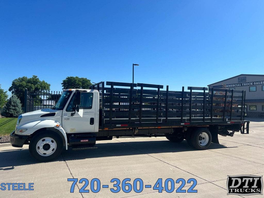 International 4300 24' Box Truck, Lift Gate, 147,530 Miles