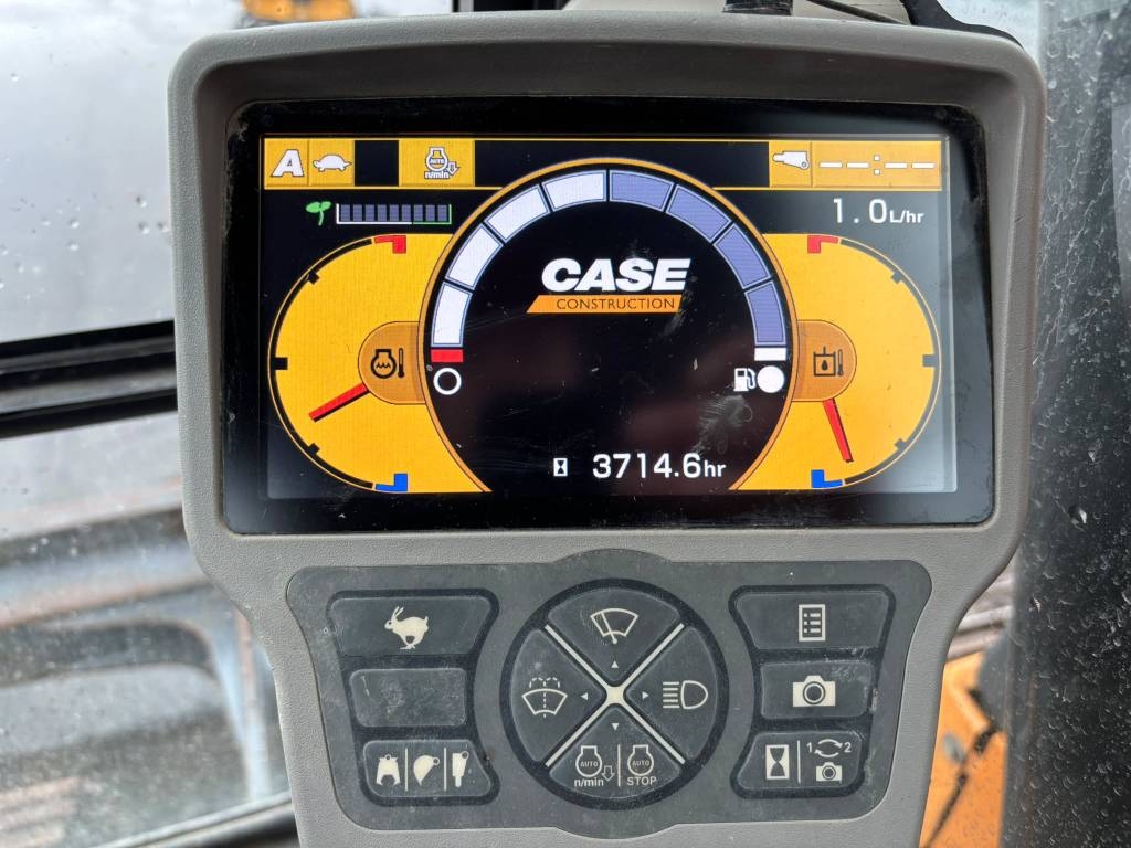case-cx-75-engcon-5-tyolaitett,436369d0