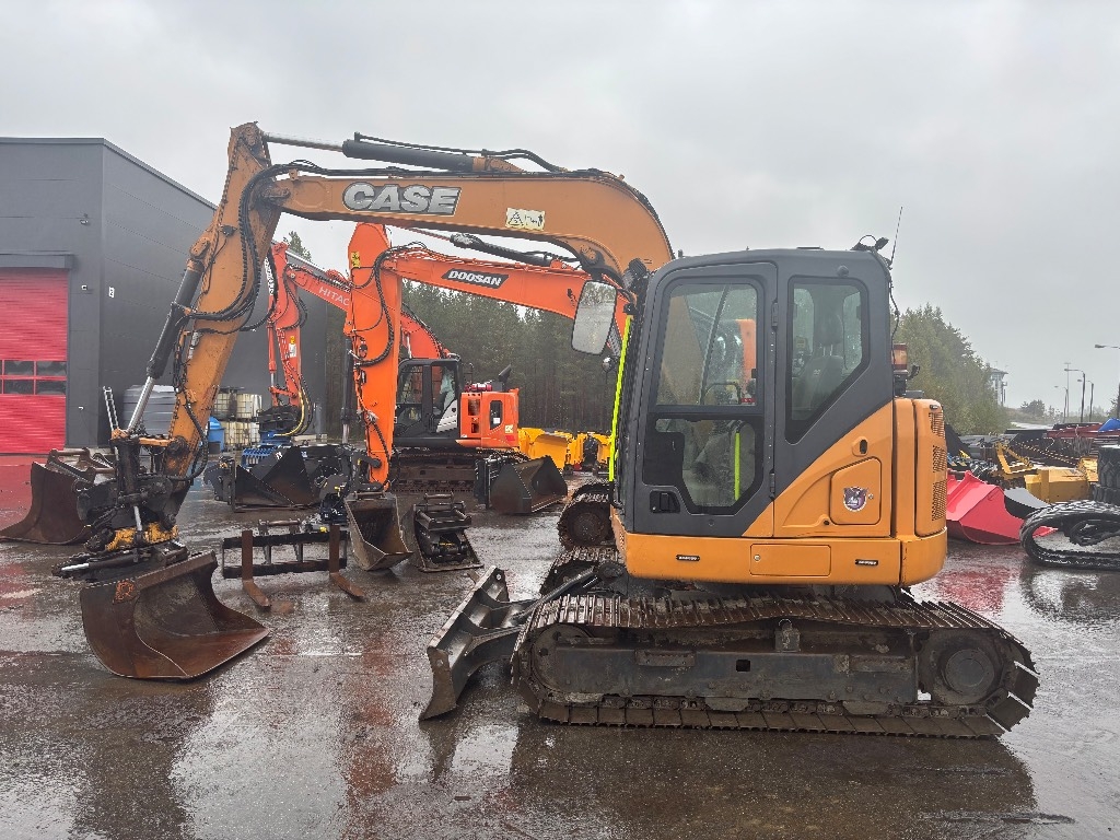case-cx-75-engcon-5-tyolaitett,55a7a1d8