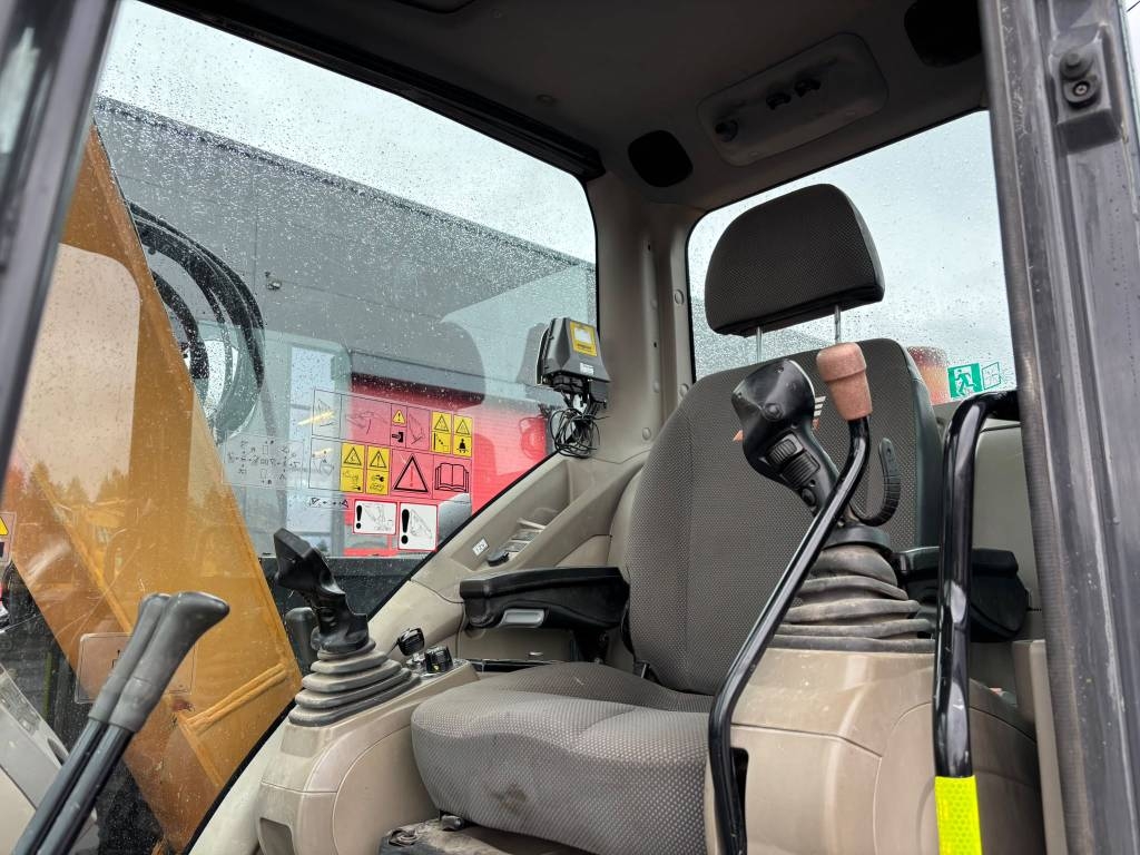 case-cx-75-engcon-5-tyolaitett,63763745