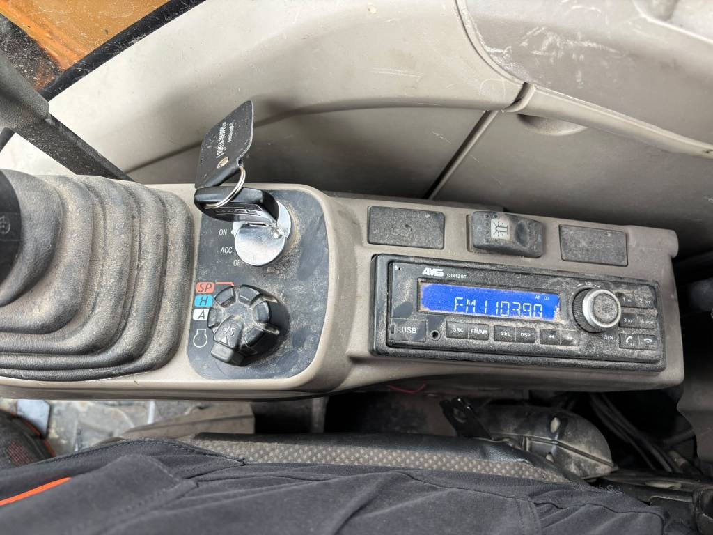 case-cx-75-engcon-5-tyolaitett,72970578