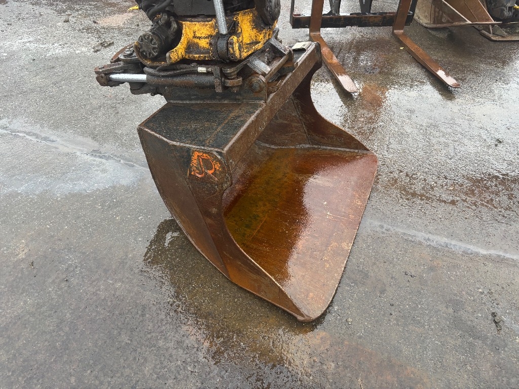 case-cx-75-engcon-5-tyolaitett,d2694415