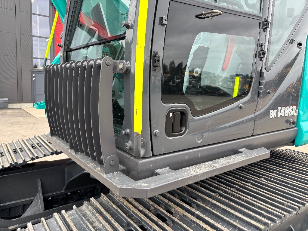 kobelco-sk-140-srhw-metsaalust,5e1af12d