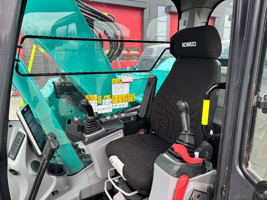 kobelco-sk-140-srhw-metsaalust,c378f0b4