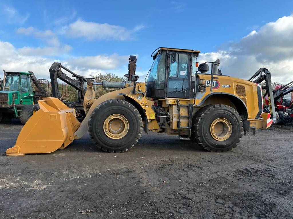 CAT 966