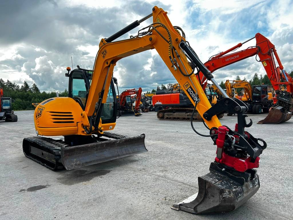 jcb-8080-myyty-sold,4ab7adab