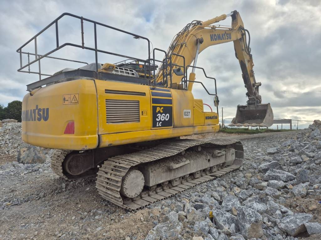 Komatsu PC360LC-11