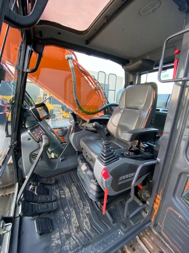Doosan DX 300 LC-7