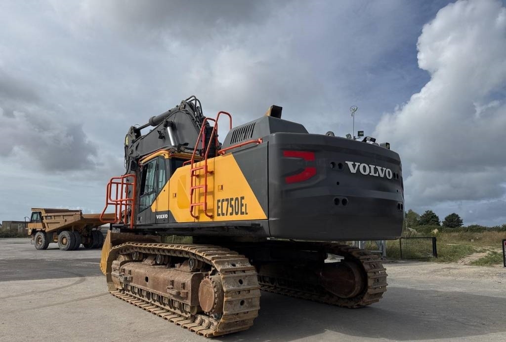 Volvo EC 750 EL (On Transport)