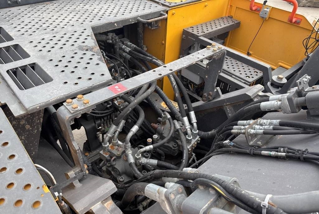 Volvo EC 750 EL (On Transport)