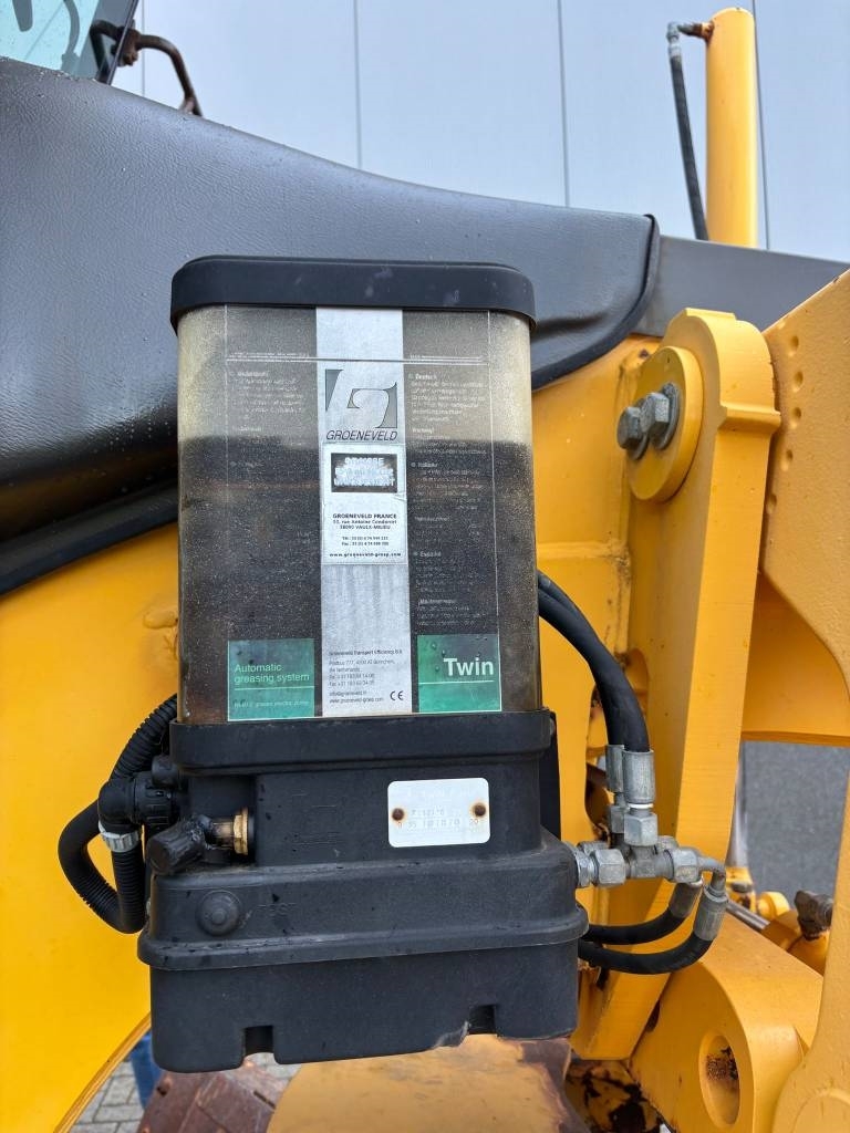 Volvo G 946 AWD (CE Certified / New Engine)