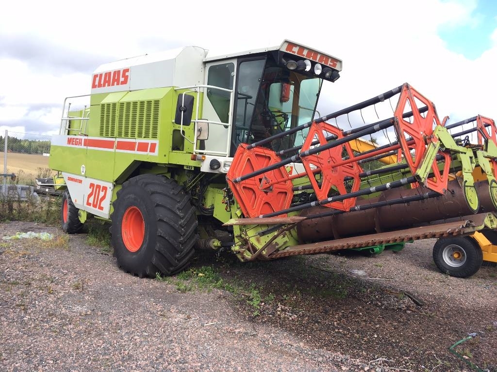CLAAS MEGA 202 Combine harvesters Agriculture Konekesko Used