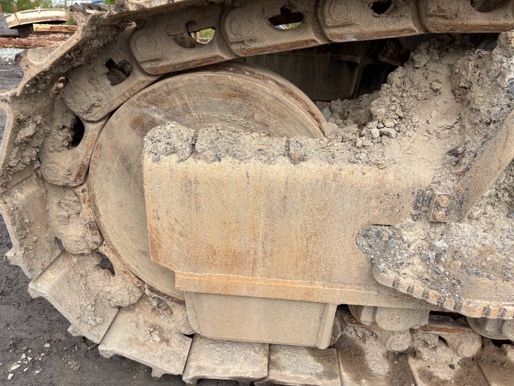 Komatsu PC700LC-11