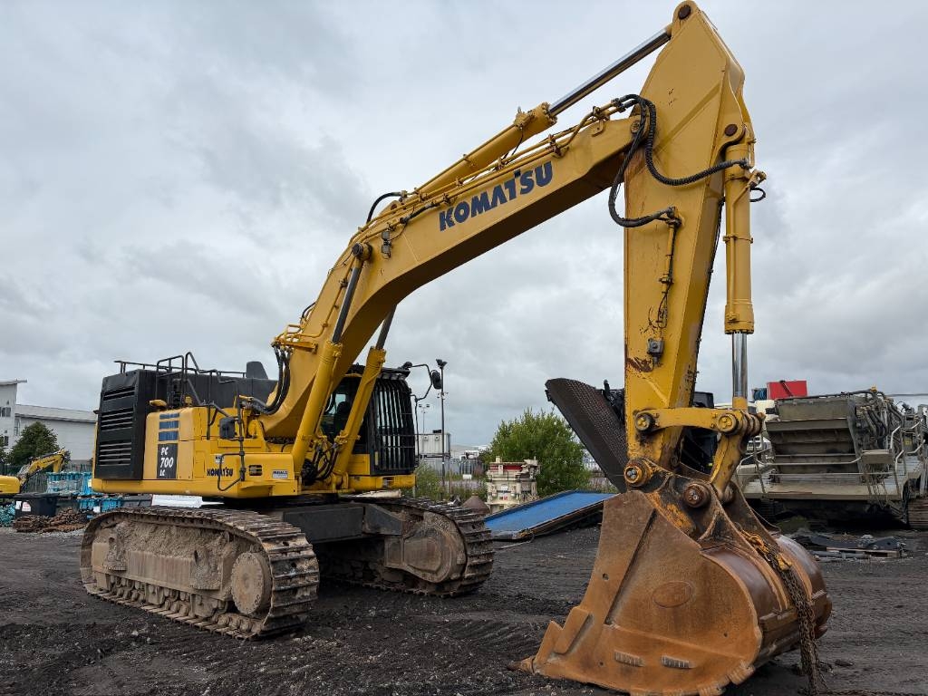 Komatsu PC700LC-11