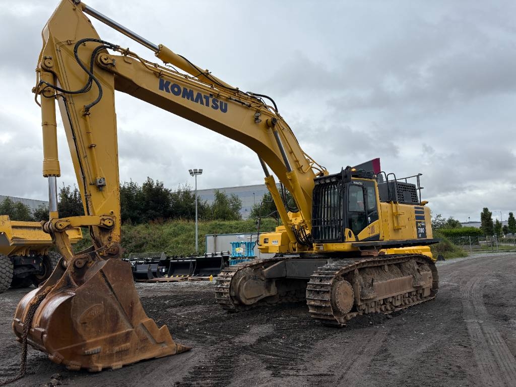 Komatsu PC700LC-11