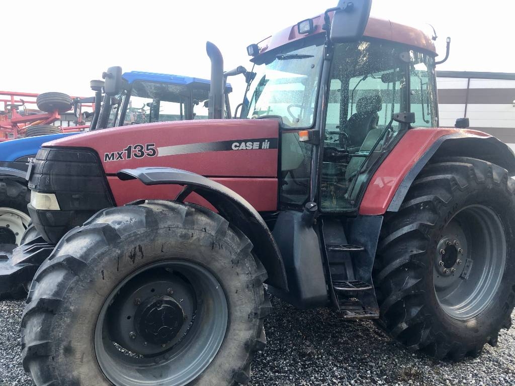 case-ih-mx-135-traktorit-maatalous-agritek-vaihtokoneet
